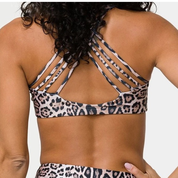 Onzie leopard print workout bra top - Picture 4 of 4